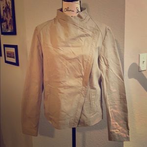 Bagatelle Perfect for Fall Cream Leather Jacket XL